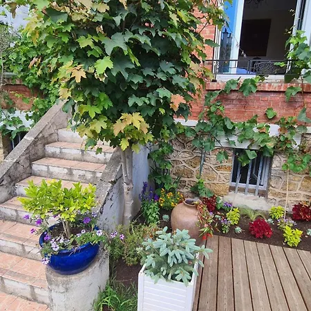 בית נופש Pretty House 15mn From Eiffel Tower And Versailles Sèvres